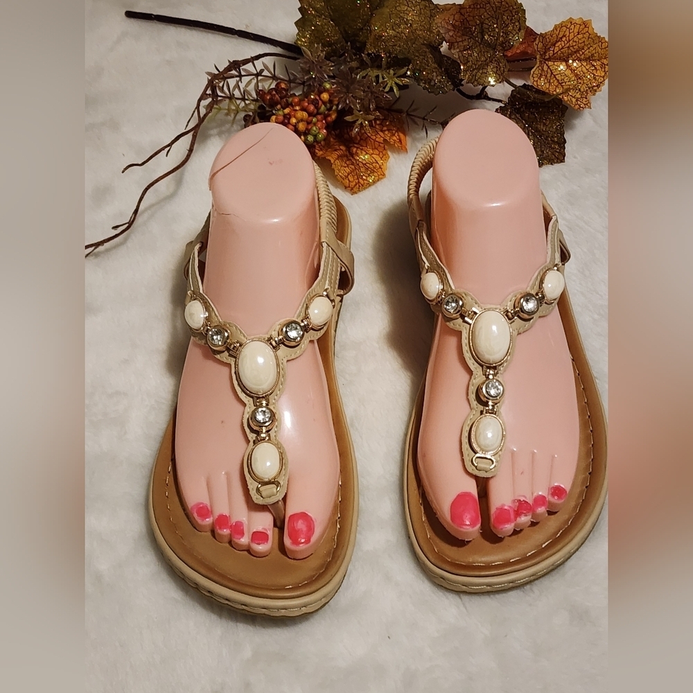 Elegant Beige and White Women's Sandals